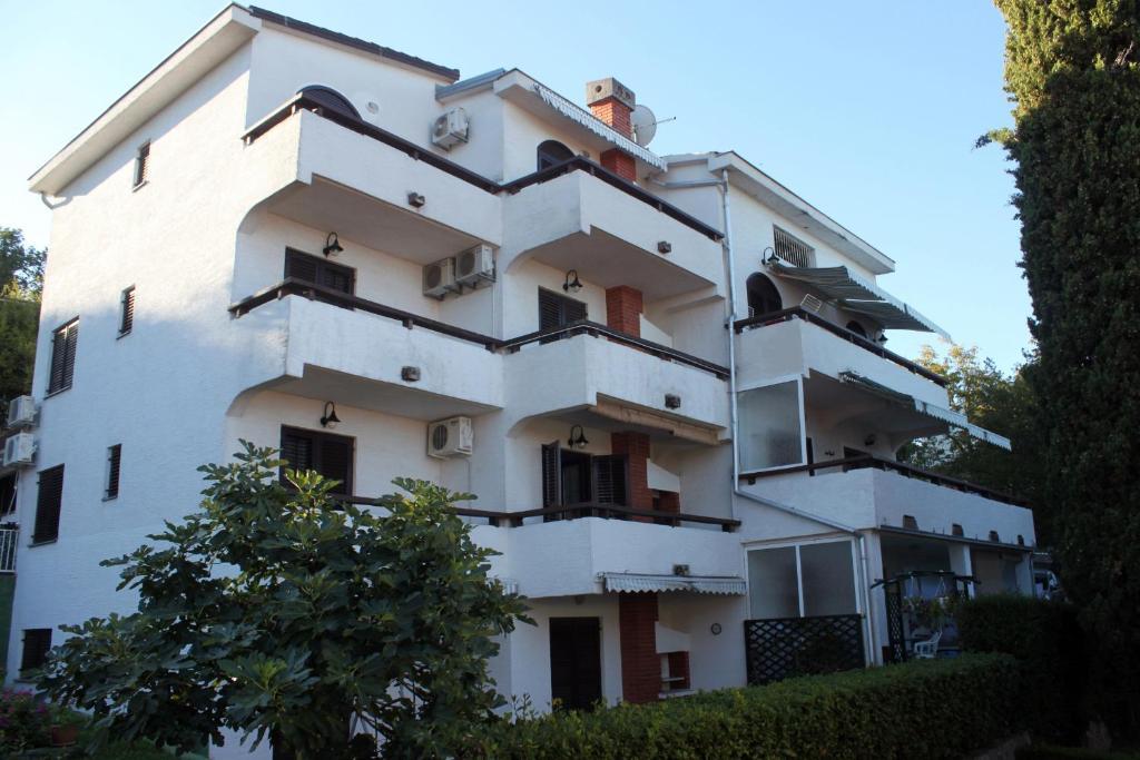 Matic Apartment